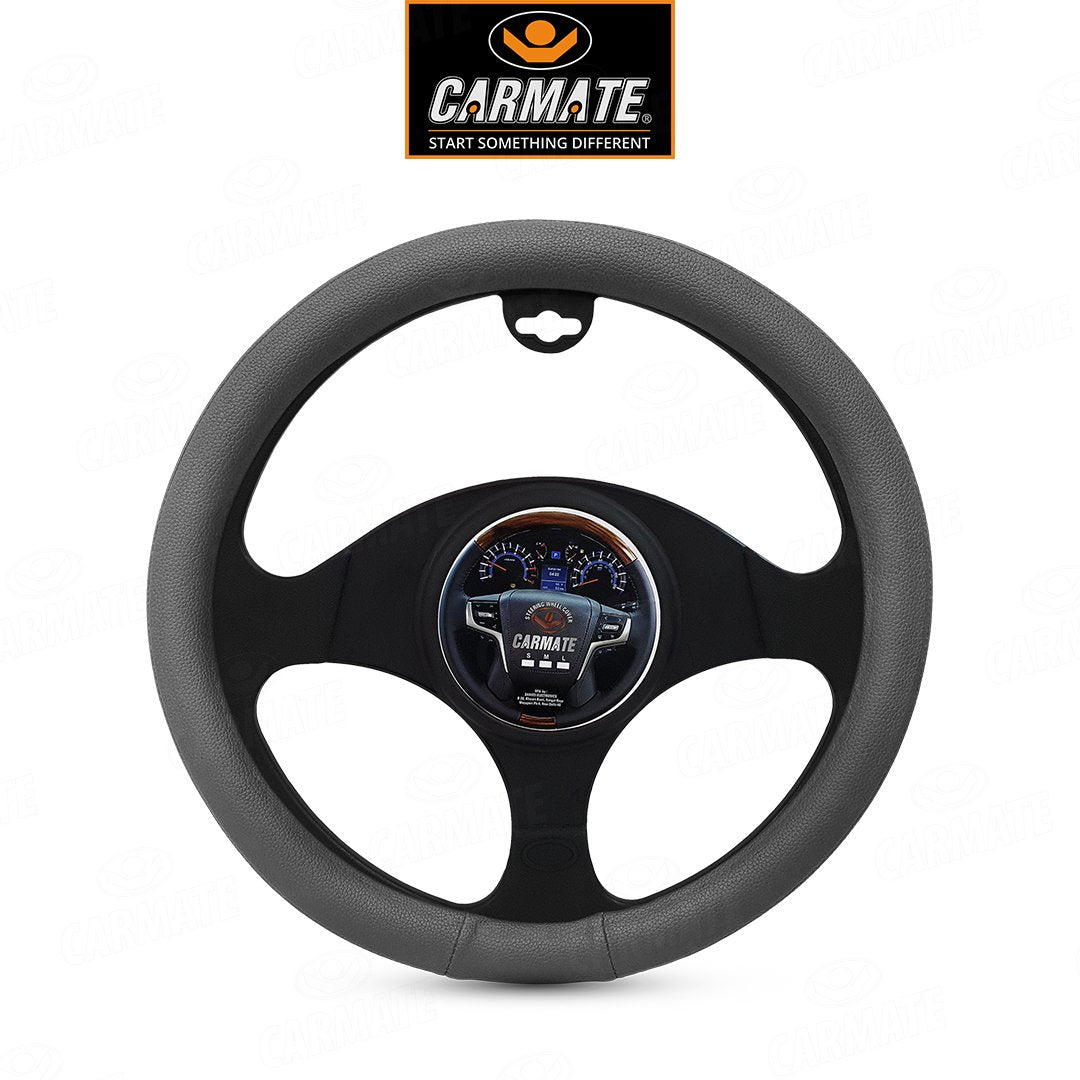 CARMATE Super Grip-111 Medium Steering Cover For Volkswagen Ameo