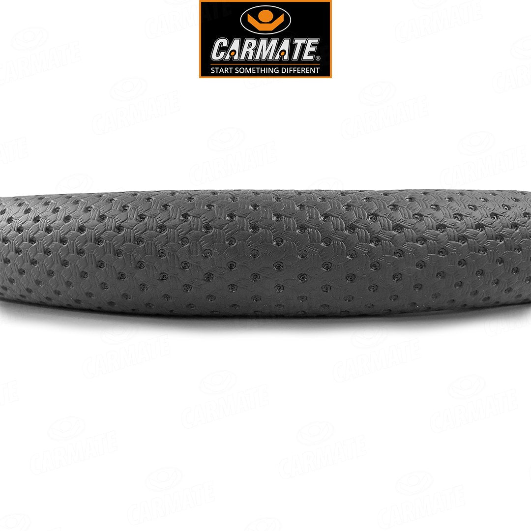 CARMATE Super Grip-118 Medium Steering Cover For Jeep Compass